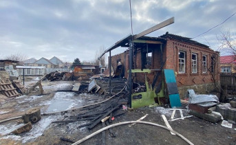 Ночной пожар в посёлке в Ростовской области унёс жизни пяти человек