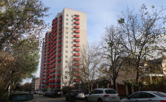 В Ростове обманутым дольщикам передали ключи от 220 квартир на 1-й Баррикадной