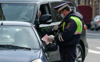 Суд арестовал 18 человек по делу о банде гаишников, вымогавших взятки на трассе М4 «Дон» в Ростовской области