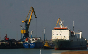 Правительство РФ решило увеличить границы морского порта Азов в Ростовской области