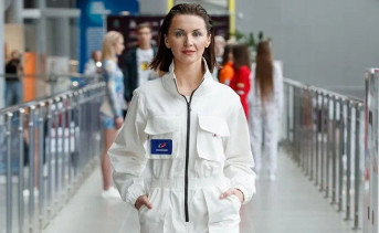 «Роскосмос» и ростовский бренд выпустили коллекцию одежды, соединив экипировку космонавта и повседневный гардероб