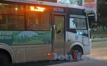 В Ростове у автобуса вылетели стёкла после наезда на оборвавшийся провод под током