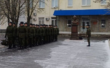 25 призывников из Ростовской области отправили на службу в Президентский полк