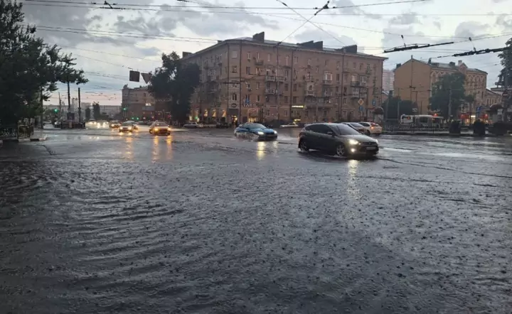 Возле Центрального рынка. Фото rostov.kp.ru