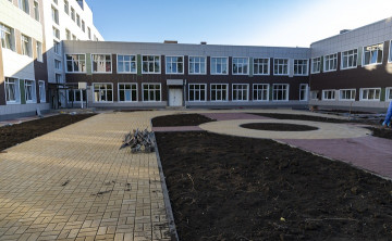 В Ростове компания, отвечающая за капремонт в школе № 44, пообещала закончить работы к концу сентября