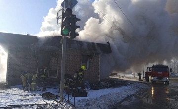 На Сельмаше в Ростове потушили пожар на автомойке