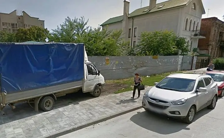 Вид на участок со стороны  Ульяновской. Фото GoogleMaps