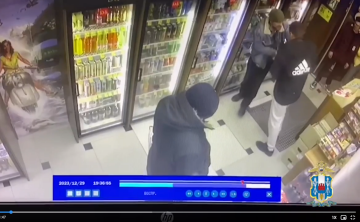 В Таганроге полицейский обезвредил рецидивиста, который угрожал взорвать гранату в магазине