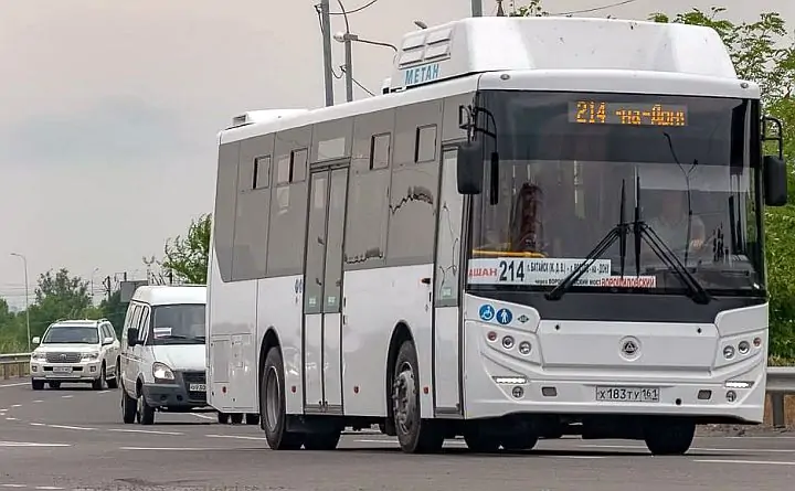 Автобуса. Фото издания «Батайск город»