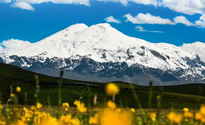 Домбай. Фото с официального сайта РЖД