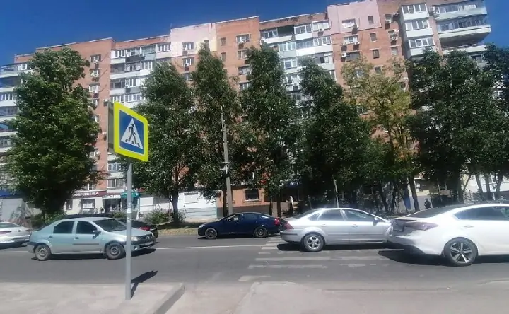ДТП на улице Ерёменко в Ростове. Фото УГИБДД по Ростовской области