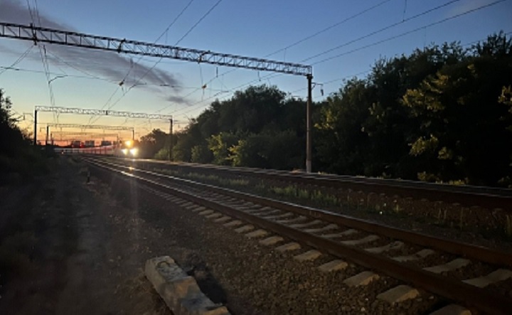 В Ростове на железной дороге от удара током погиб 14-летний подросток