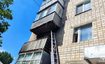 В Ростовской области из-за стеклянных бутылок сгорел балкон