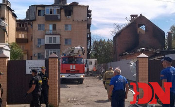 Жителям сгоревшей многоэтажки в Батайске предложили общежитие на окраине города