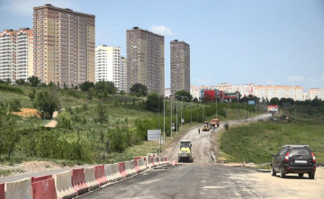 В Ростове на два месяца перекрыли участок дороги на Особенной