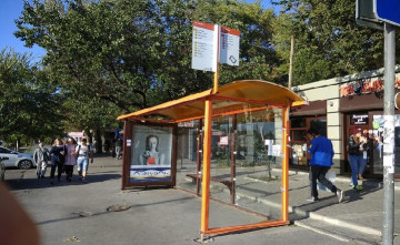 Душные и хлипкие оранжевые остановки в Ростове пообещали начать менять в 2025 году