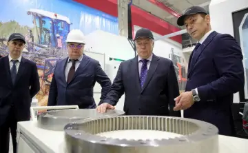 Открытие завода трансмиссий в феврале 2024 года. Фото donland.ru