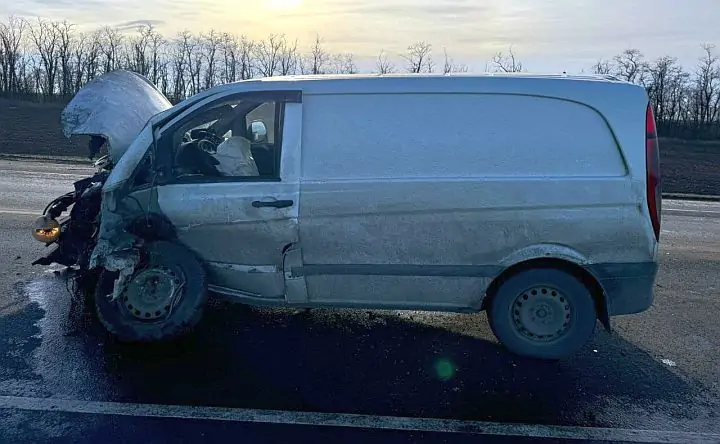 Фото с места ДТП отдела пропаганды УГИБДД по Ростовской области