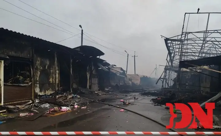 Пожар на рынке «Темерник» 1 декабря 2023 года. Фото donnews.ru